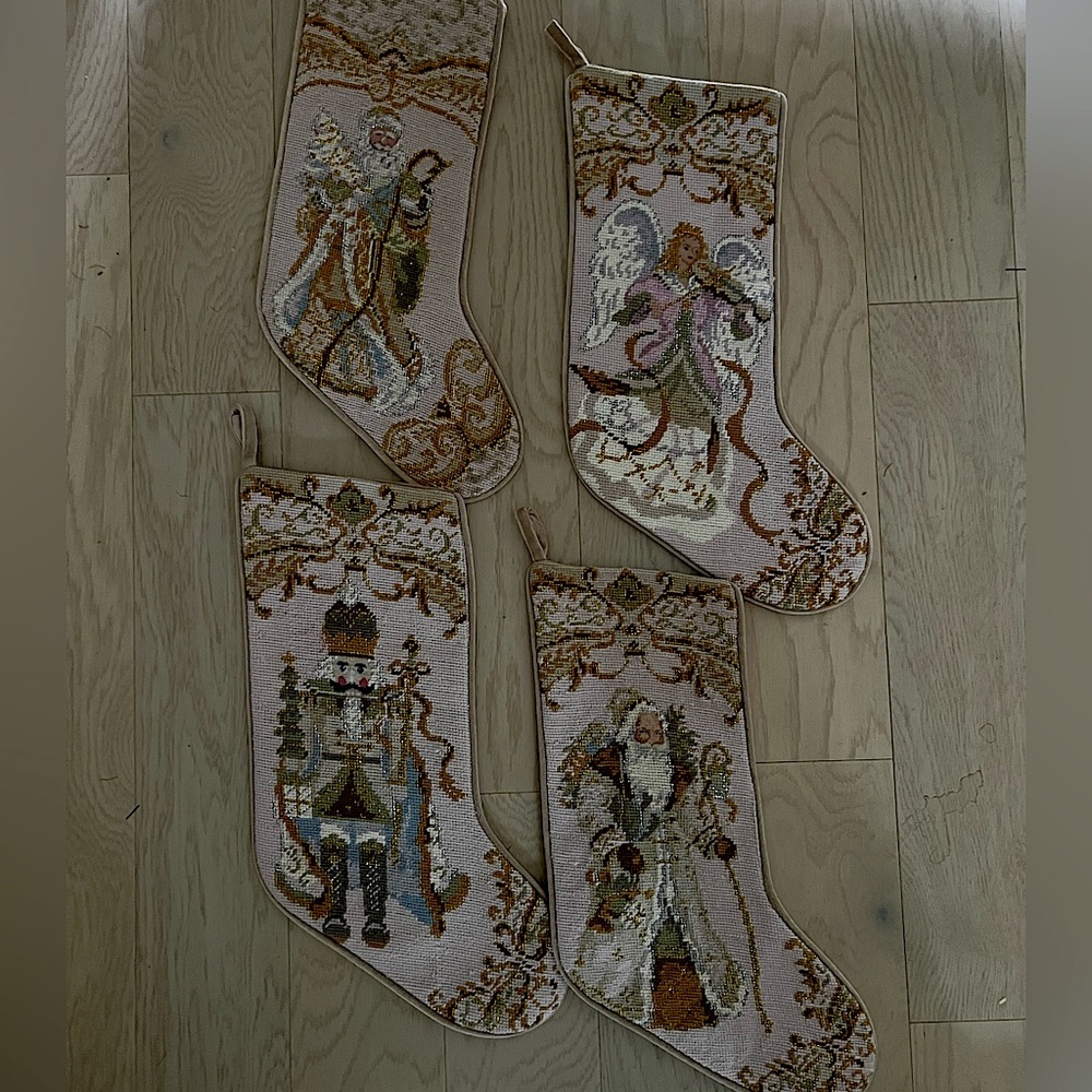 NWOT Set of 4 Peking Handicraft Stockings